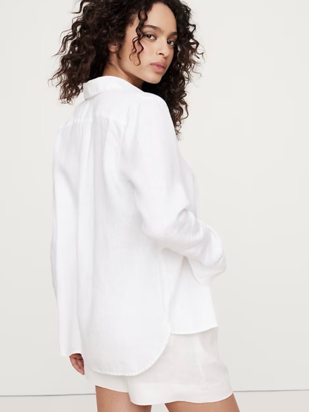Banana Republic Everyday Classic White Linen Button-Down Shirt Women’s Large